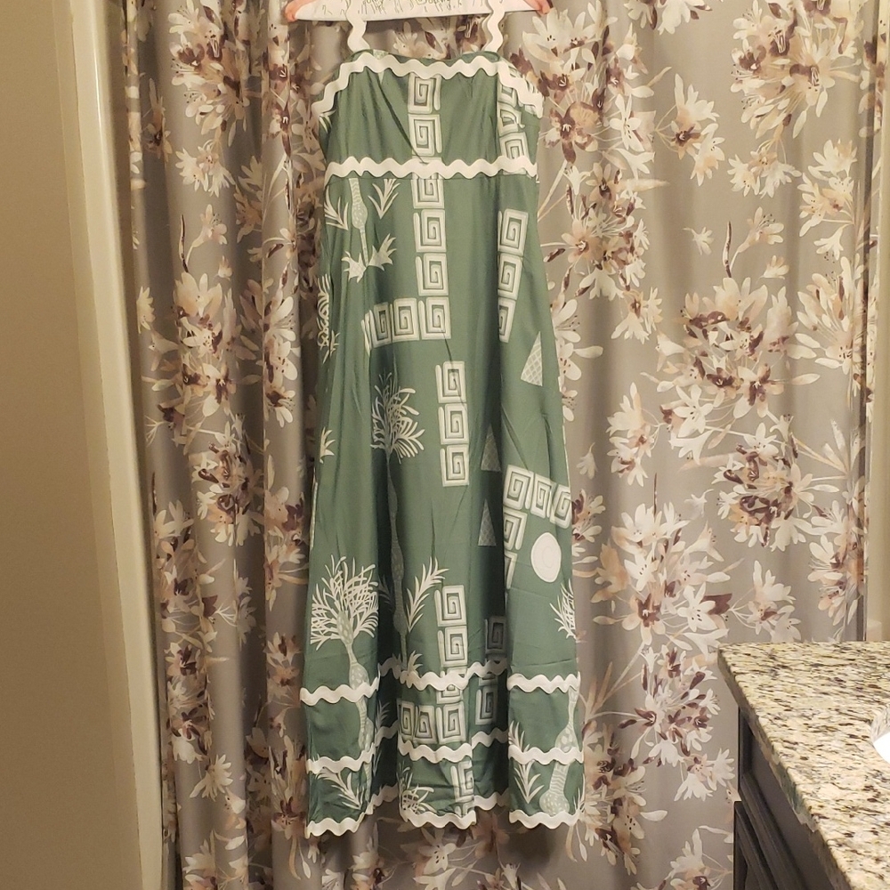 Amazon Green and White Patterned Maxi Dress